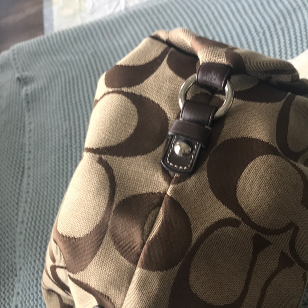 Handbag - Picture 3 of 3